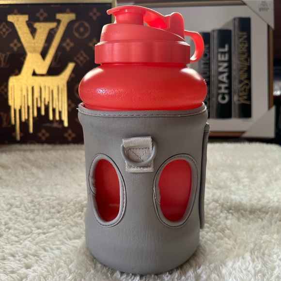 Hydrojug with Sleeve Pink/Grey - Picture 2 of 5